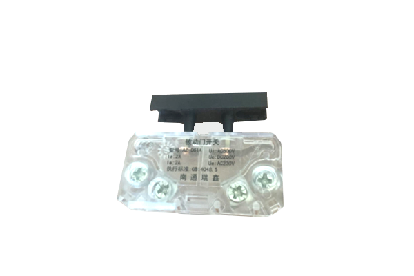觸點(diǎn)開關(guān)M4NP0012